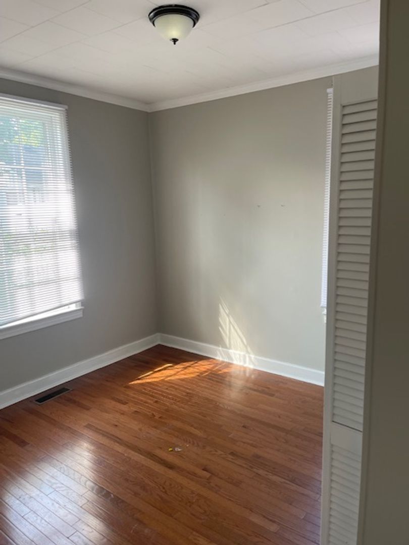1009 Nutwood St. 3 of 6