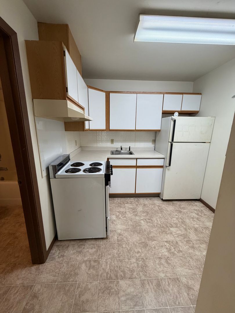 Black River Falls Apartment: 145 Rye Bluff Road