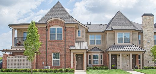 2 Bedroom 2 Bathroom 1 Car Garage with Perimeter Views – photo 1