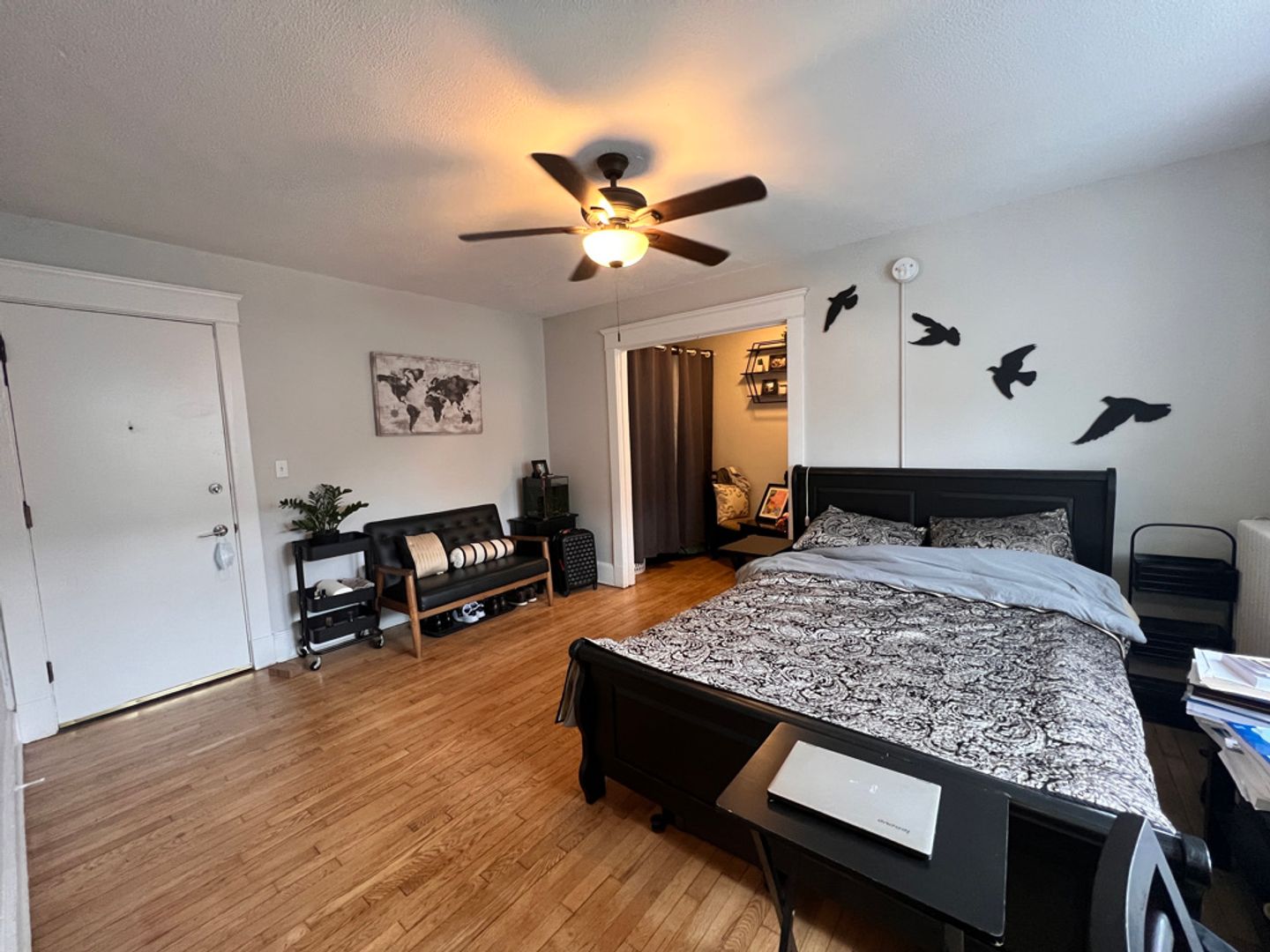 100 Howe Street 2 of 14