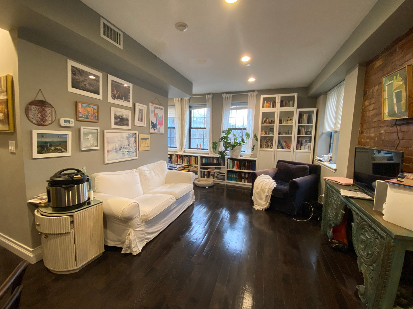 New Haven Apartment: 315 Whitney Ave