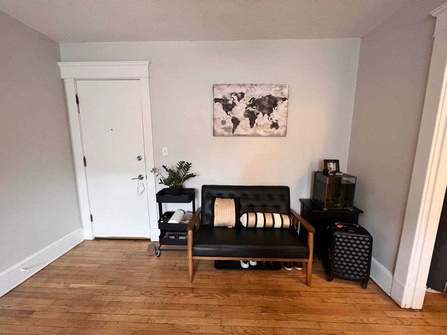 100 Howe Street 7 of 14