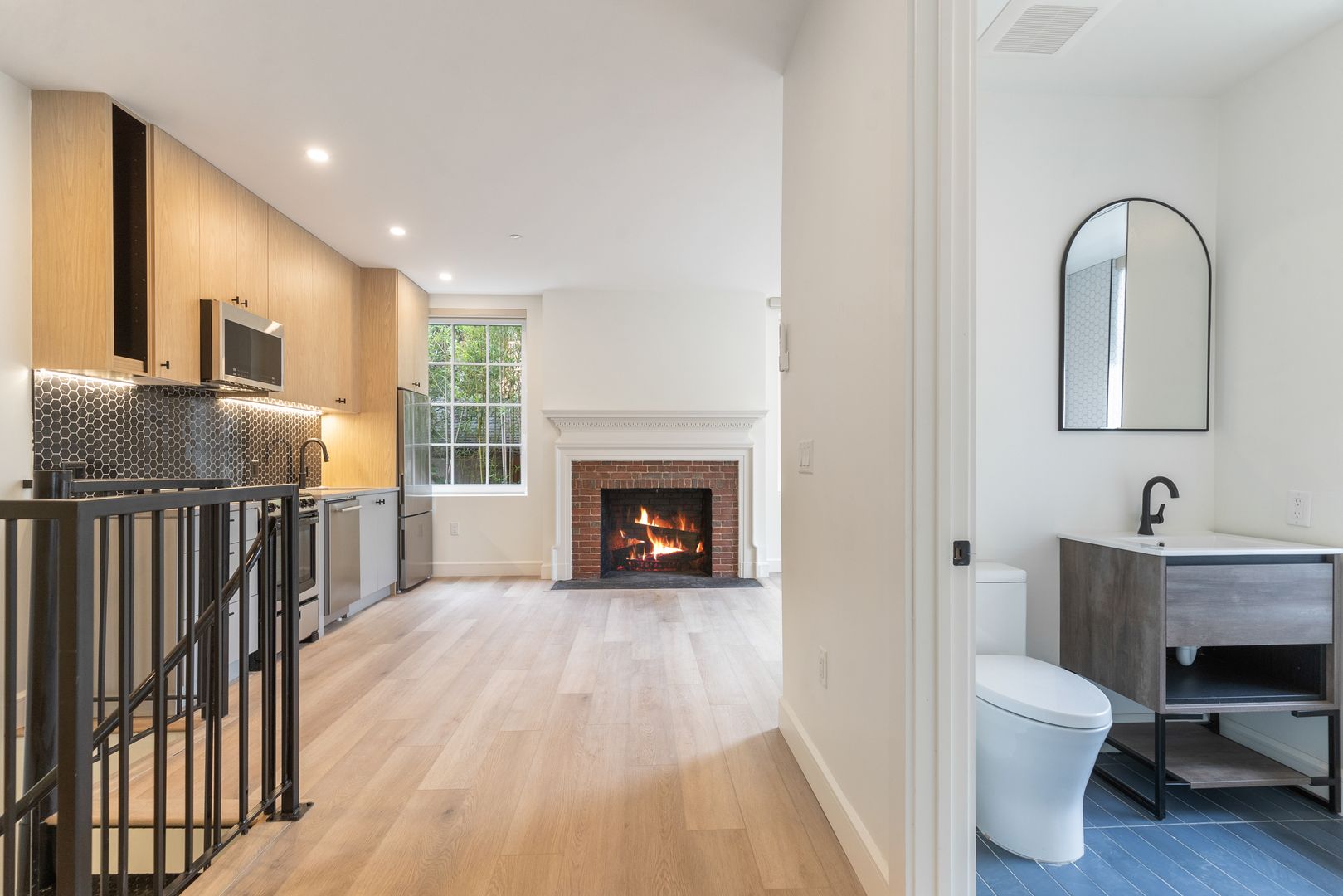 New Haven Apartment: 575 Whitney Ave