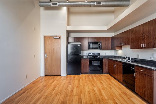 Listing photo thumbnail