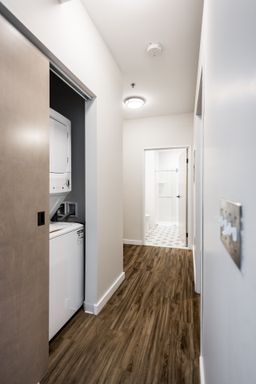 Listing photo thumbnail
