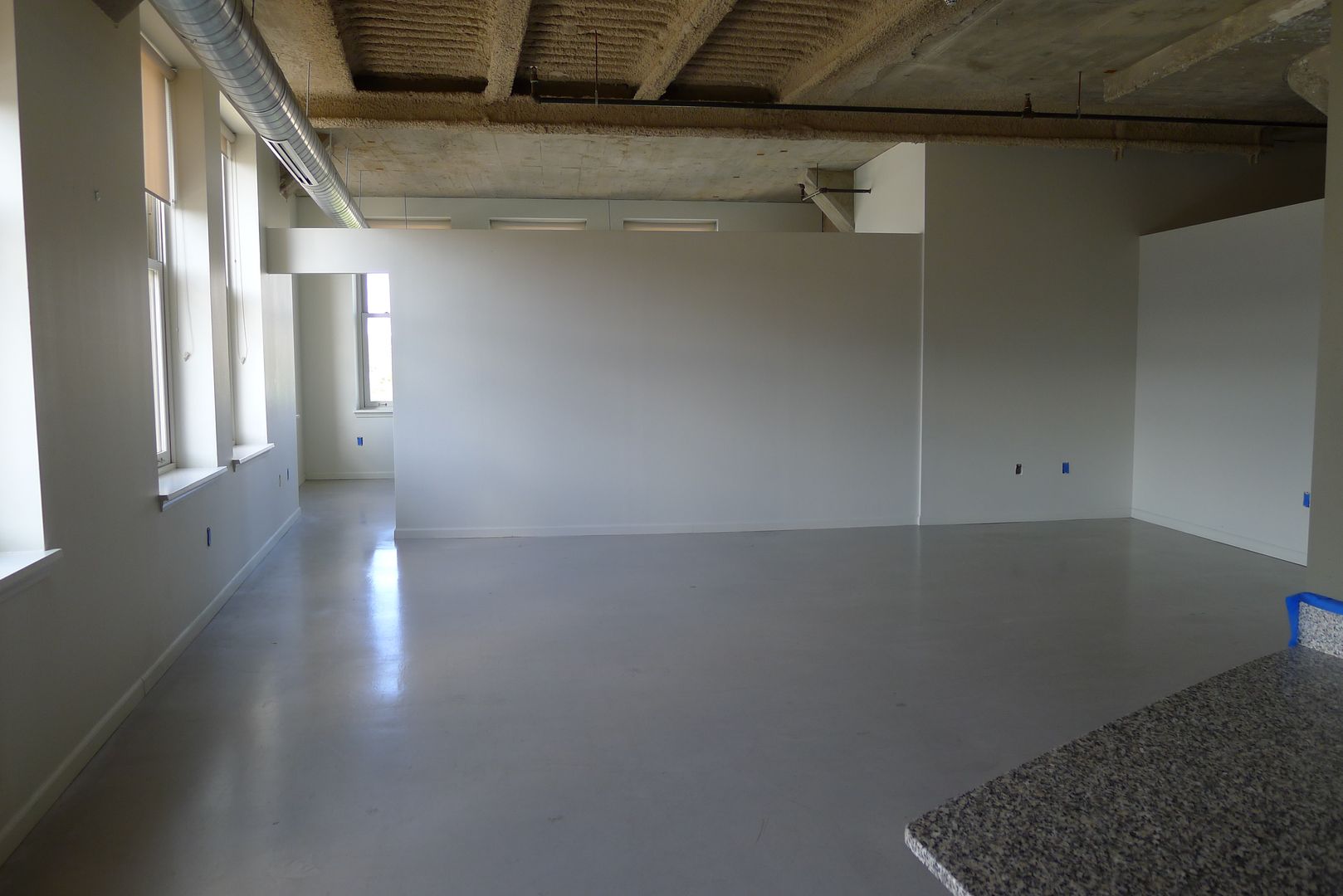 41 Burroughs , 306, Detroit, MI 48202