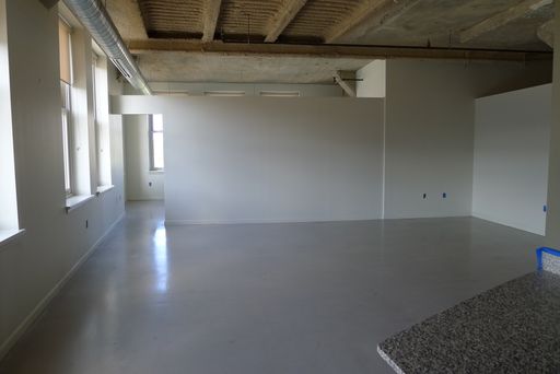 Listing photo thumbnail
