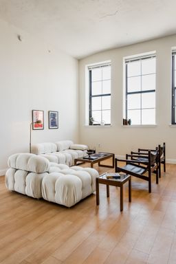 Listing photo thumbnail