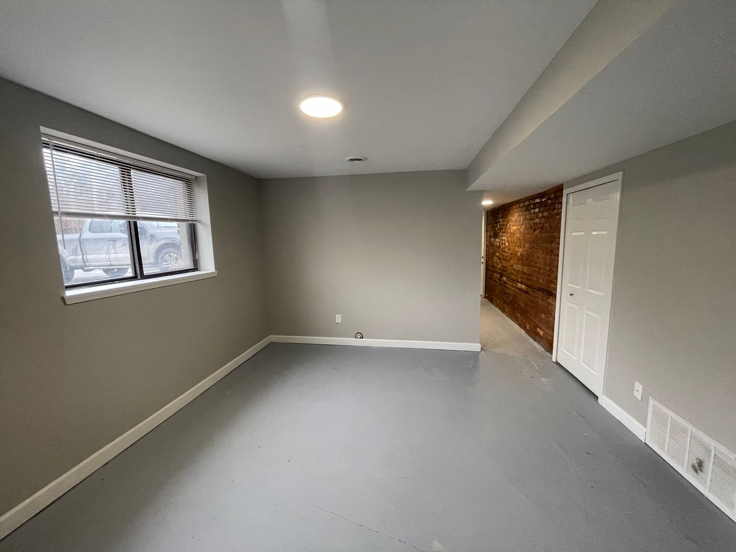 Detroit Apartment: 1400 Seward Street