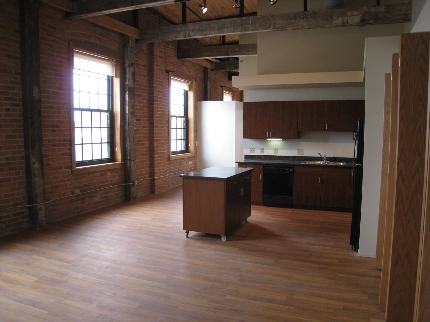 Detroit Apartment: 6200 Second Ave