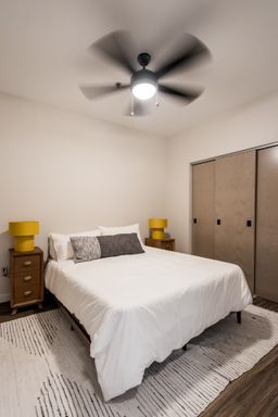 Listing photo thumbnail