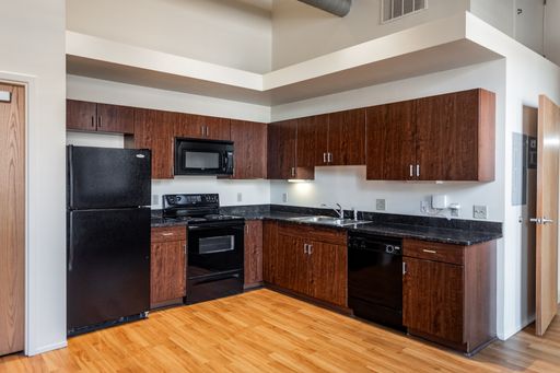 Listing photo thumbnail