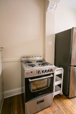 Listing photo thumbnail