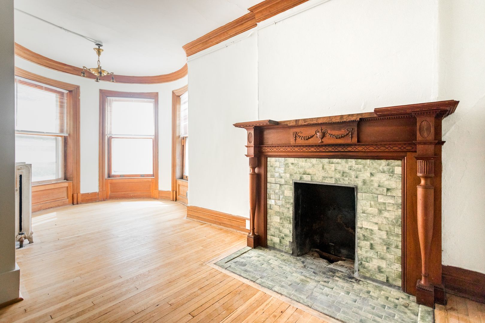 Detroit Apartment: 223 E Ferry Street
