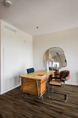 Listing photo thumbnail