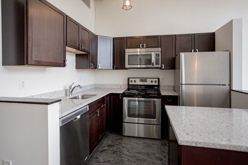Listing photo thumbnail