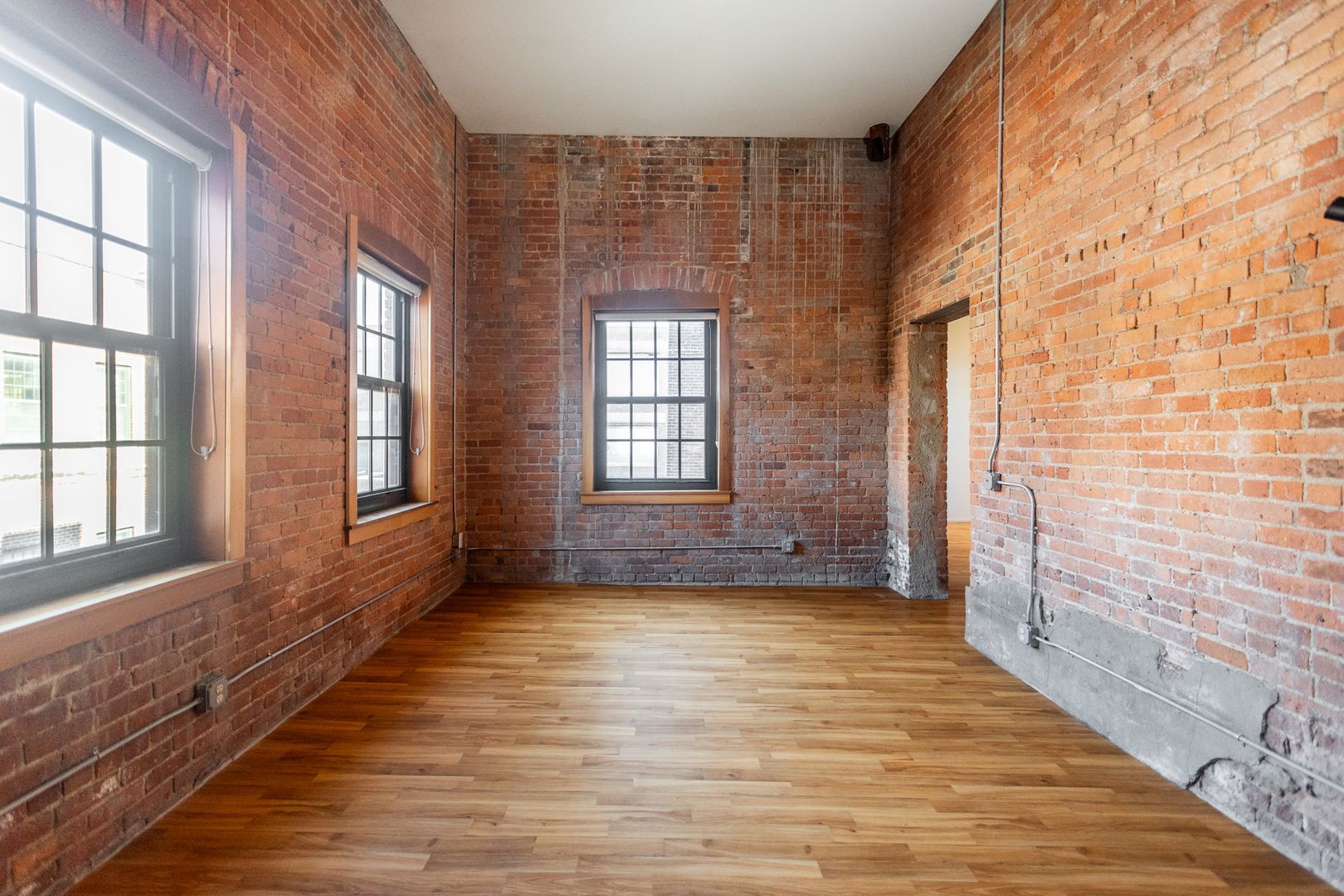 Detroit Apartment: 6200 Second Ave