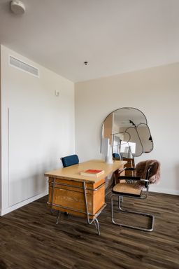 Listing photo thumbnail