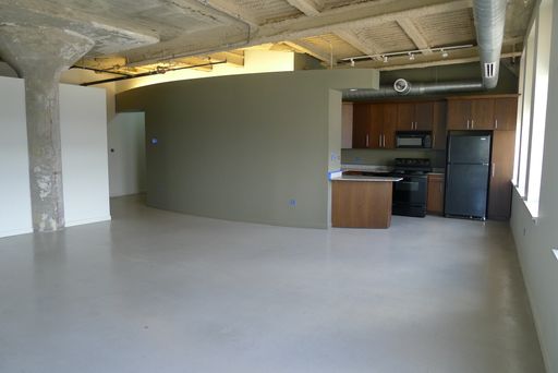 Listing photo thumbnail