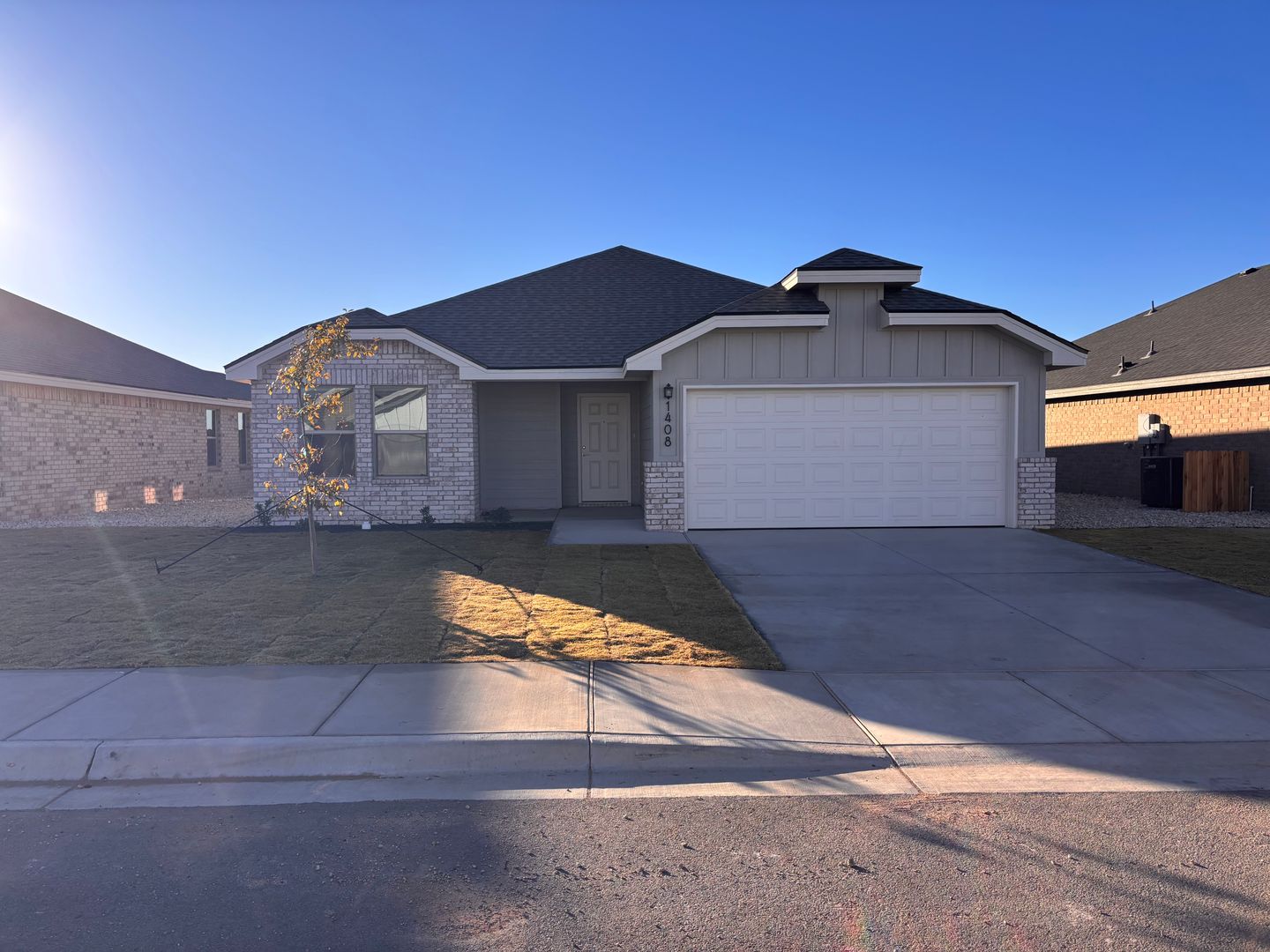 Midland House: 1408 Bajada St