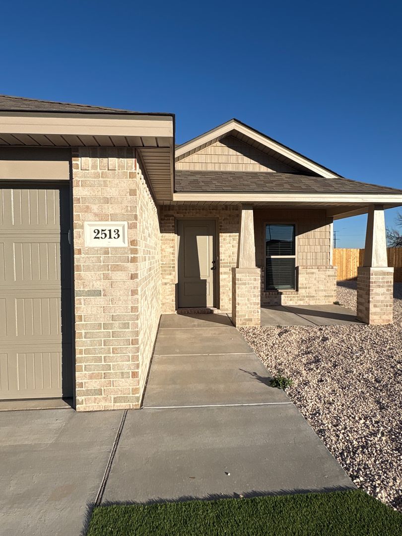 Lubbock House: 2513 Kenwood Avenue