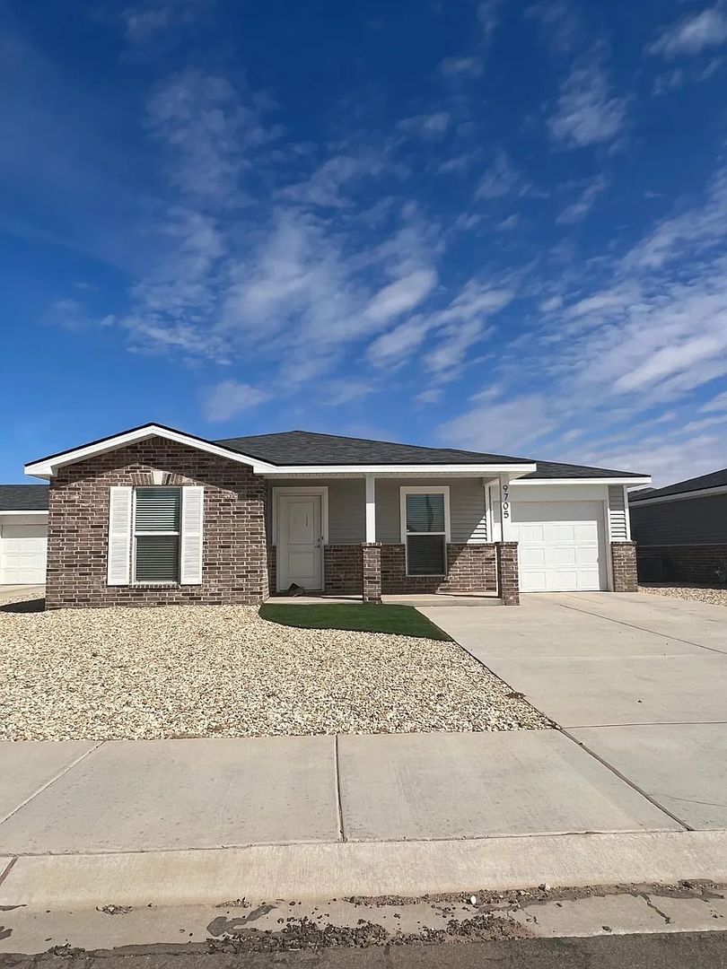 Lubbock House: 9706 Trenton Avenue