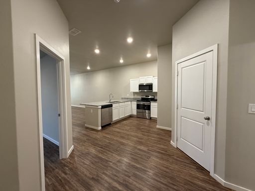 Townhome in Willowbend. – photo 1