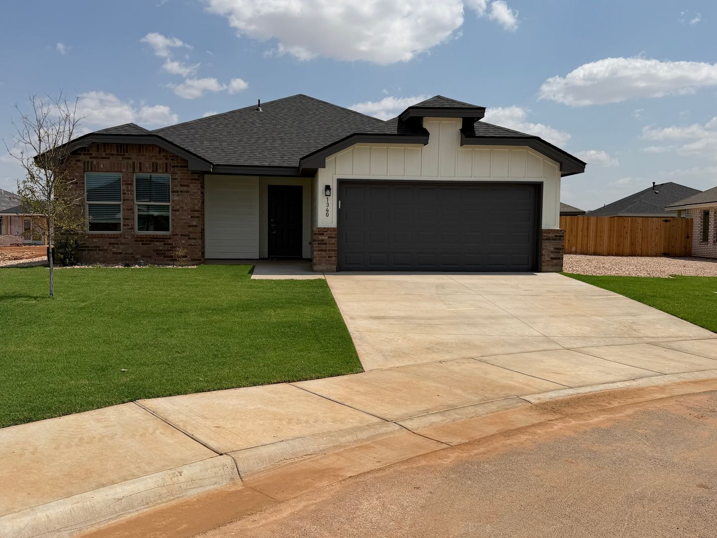 Midland House: 1340 Loess Street