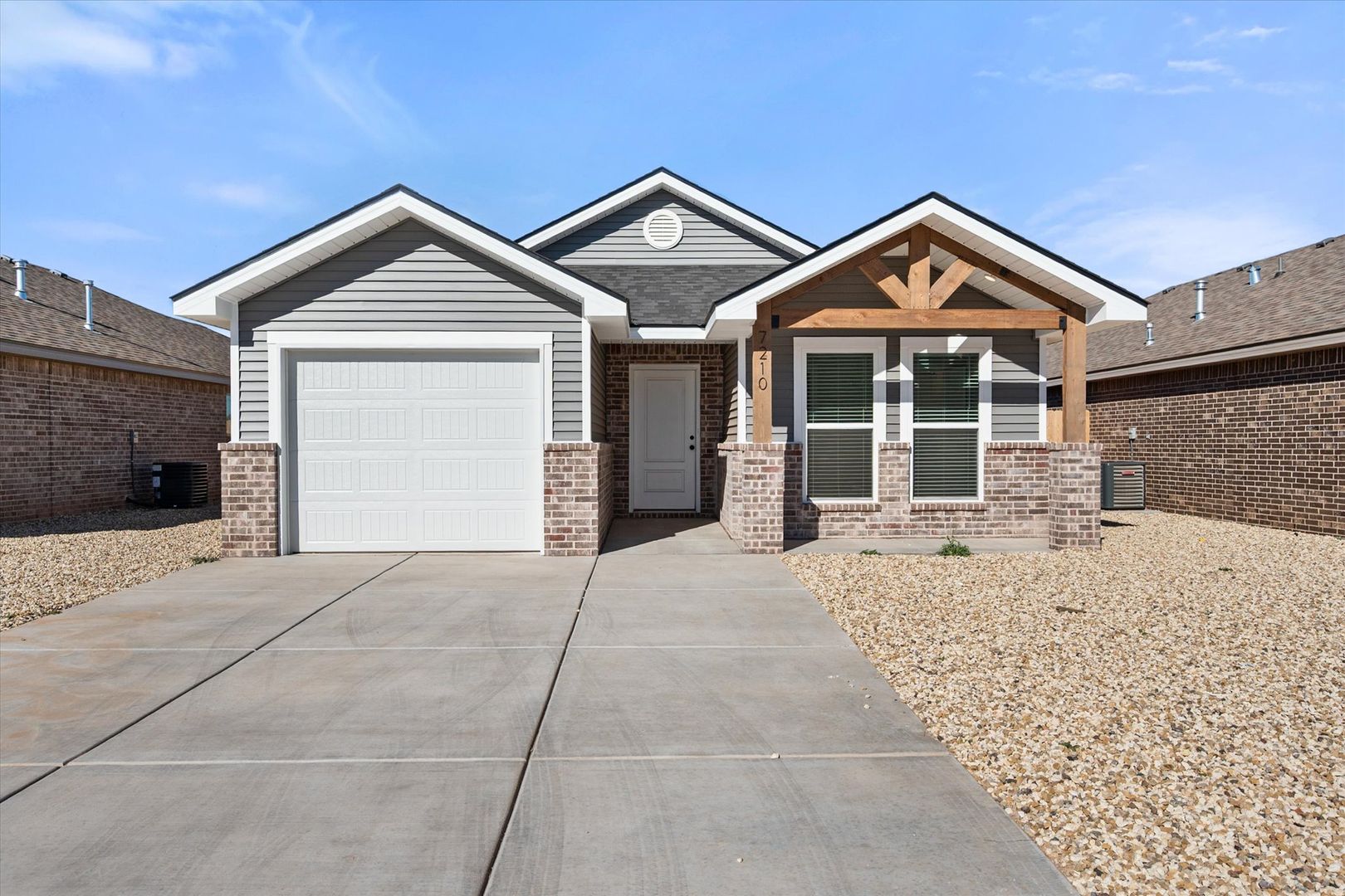 Lubbock House: 7210 35th Street