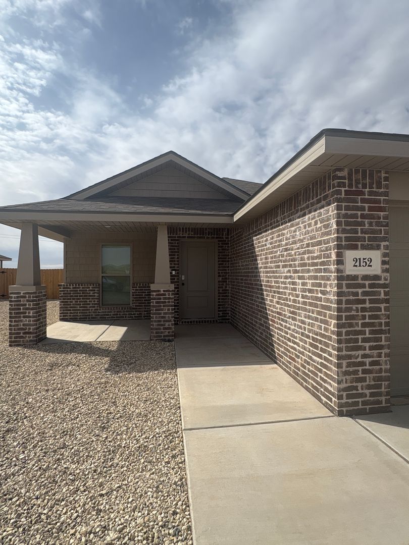 Lubbock House: 2152 Langford Avenue