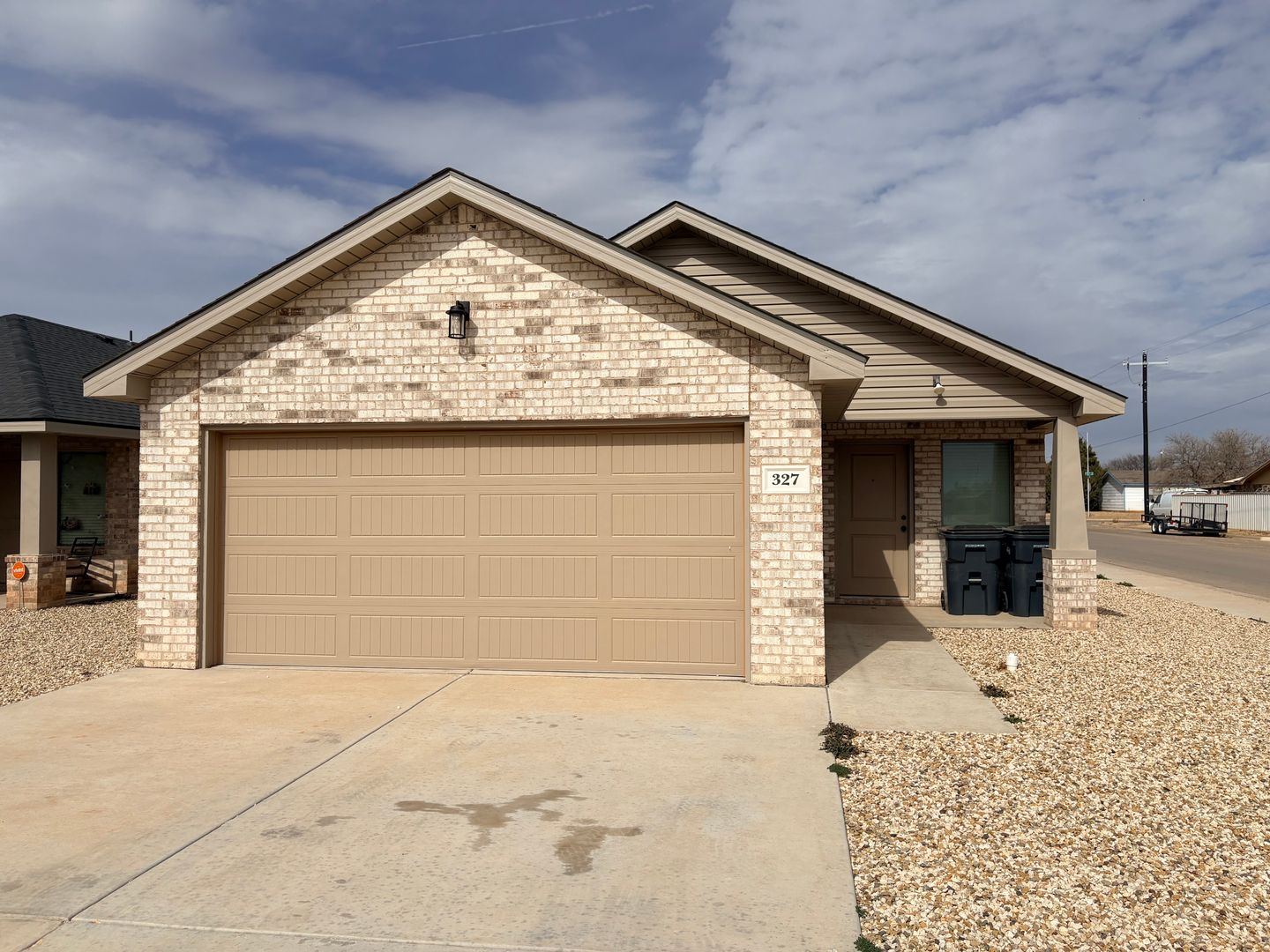 Lubbock House: 327 E 77th  Street