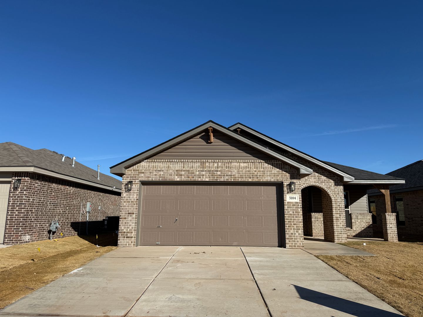 Lubbock House: 3104 138th Place