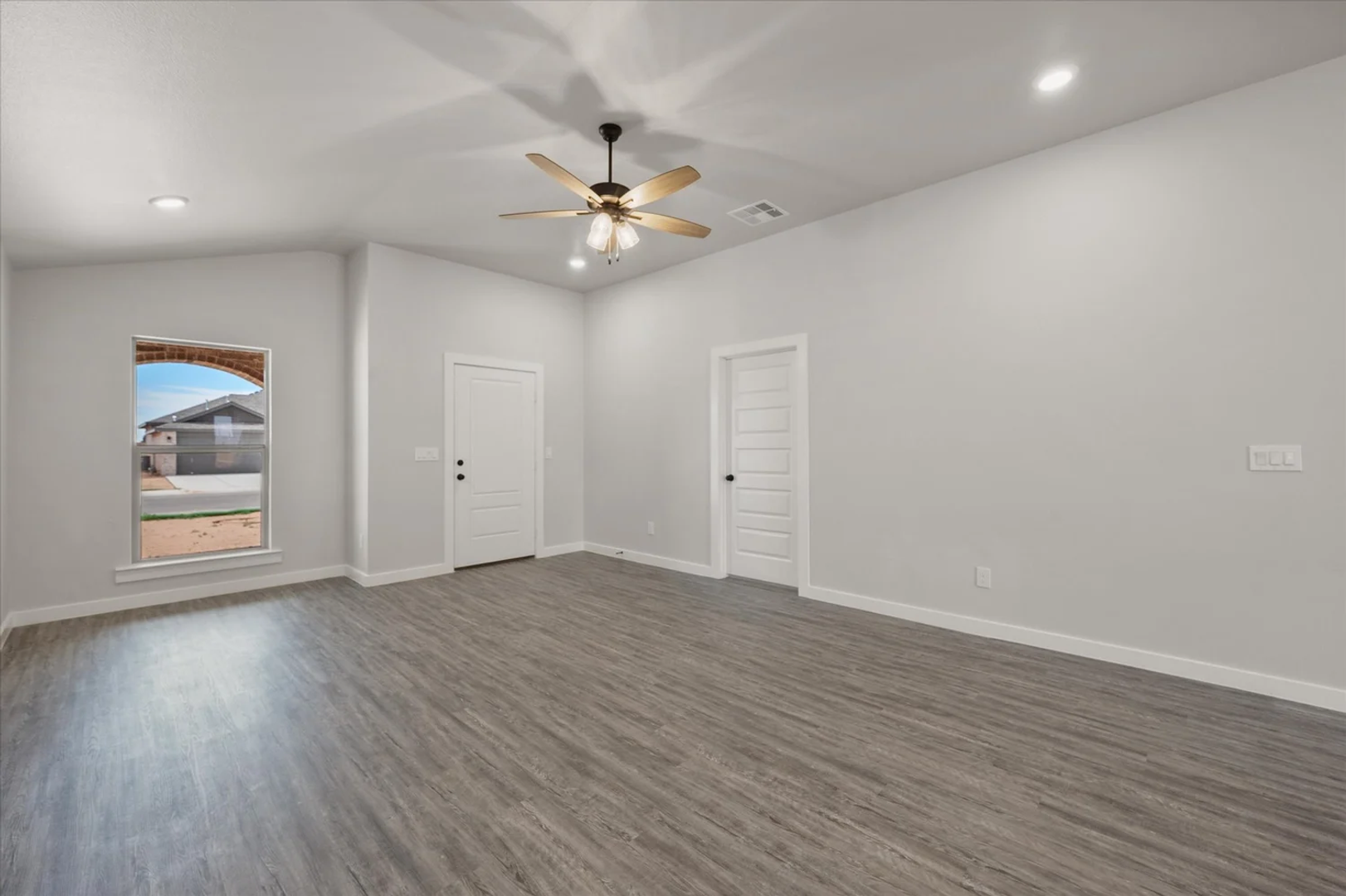 Havenbrook - 5548 Auburn Street 7 of 10
