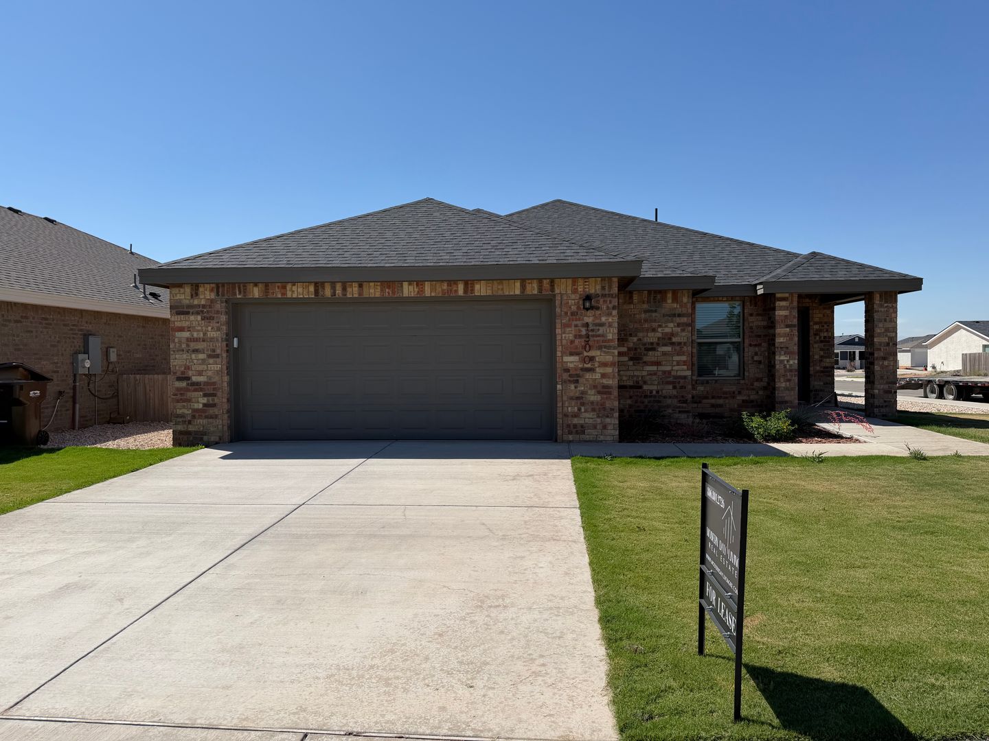 Midland House: 1300 Bajada Street