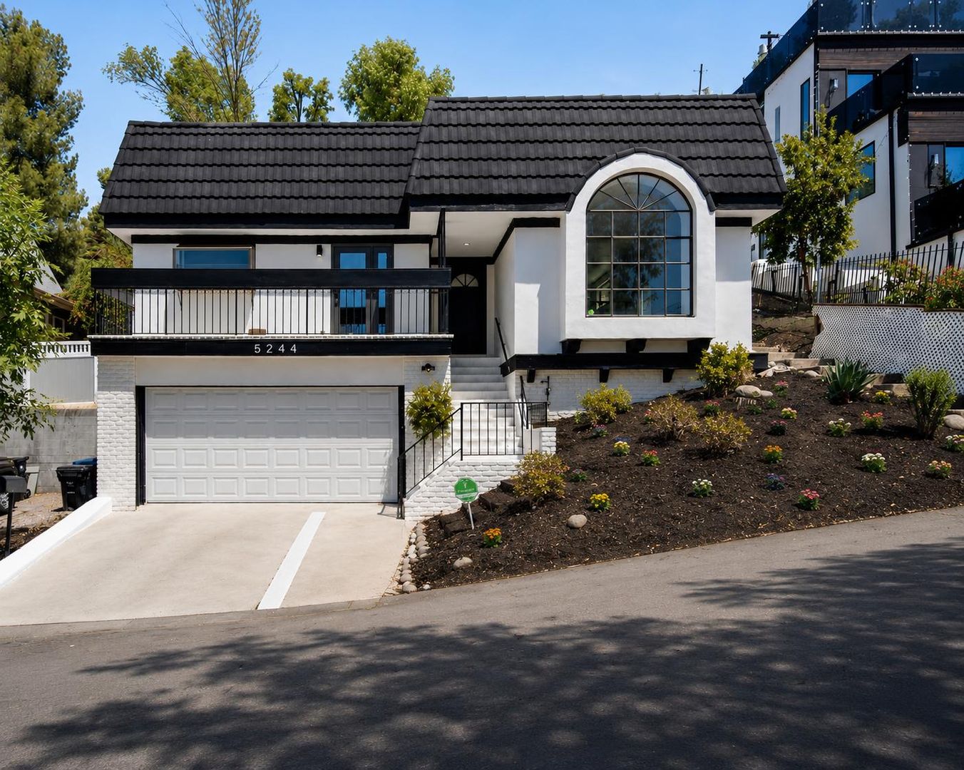 Woodland Hills House: 5244 Baza Ave,