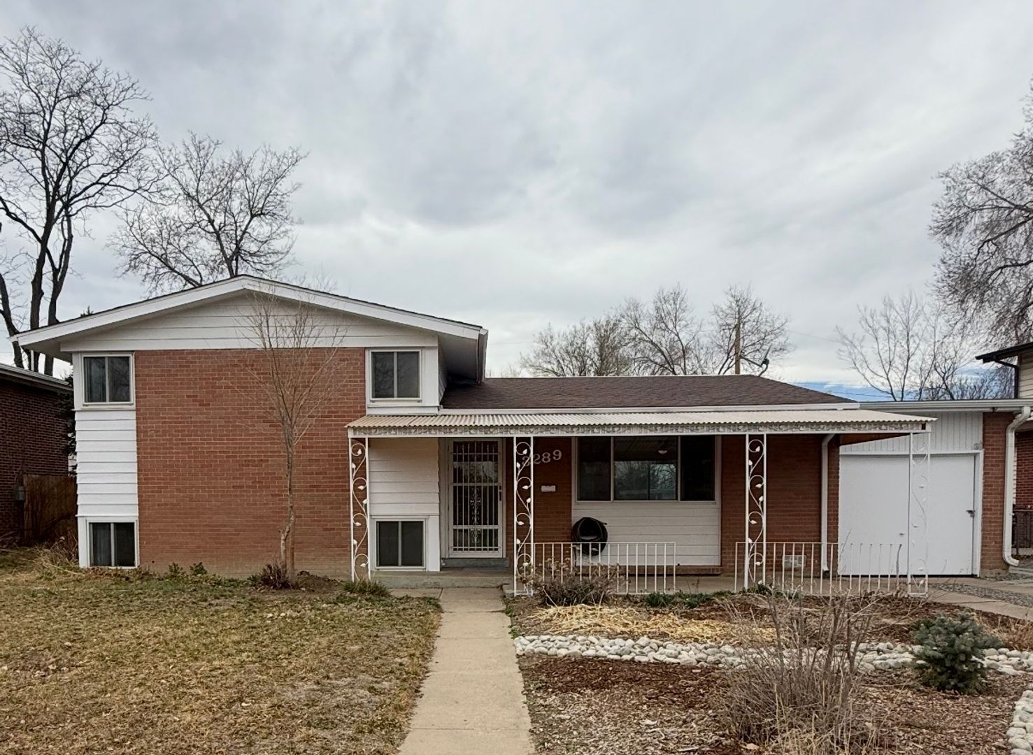 Aurora House: 3289 Troy Street