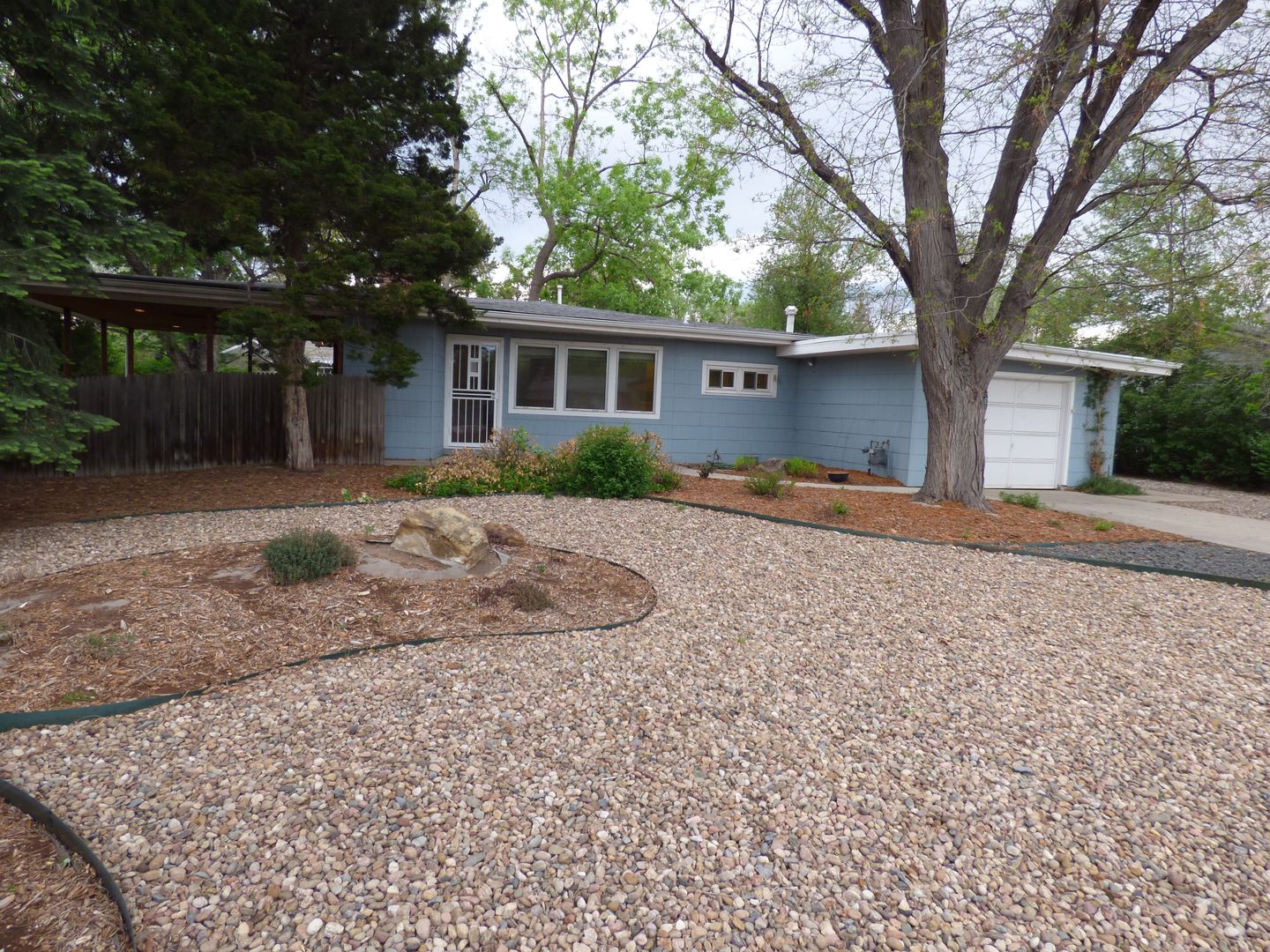 Lakewood House: 255 Ammons Street