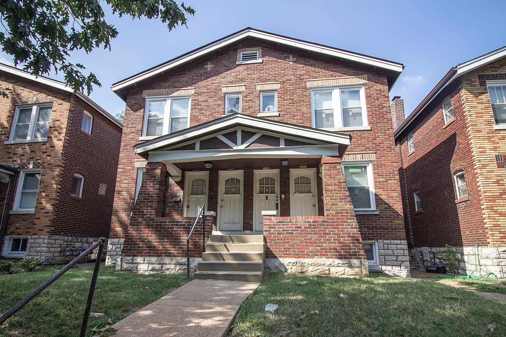 Saint Louis Apartment: 3833-35 Dunnica Ave