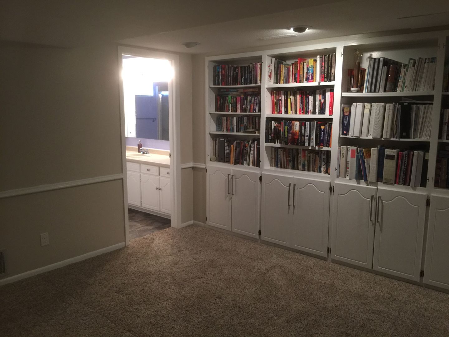 Minneapolis Apartment: 17210 25th Ave N