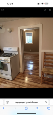 Macalester Single Private Bedrooms within Suite
