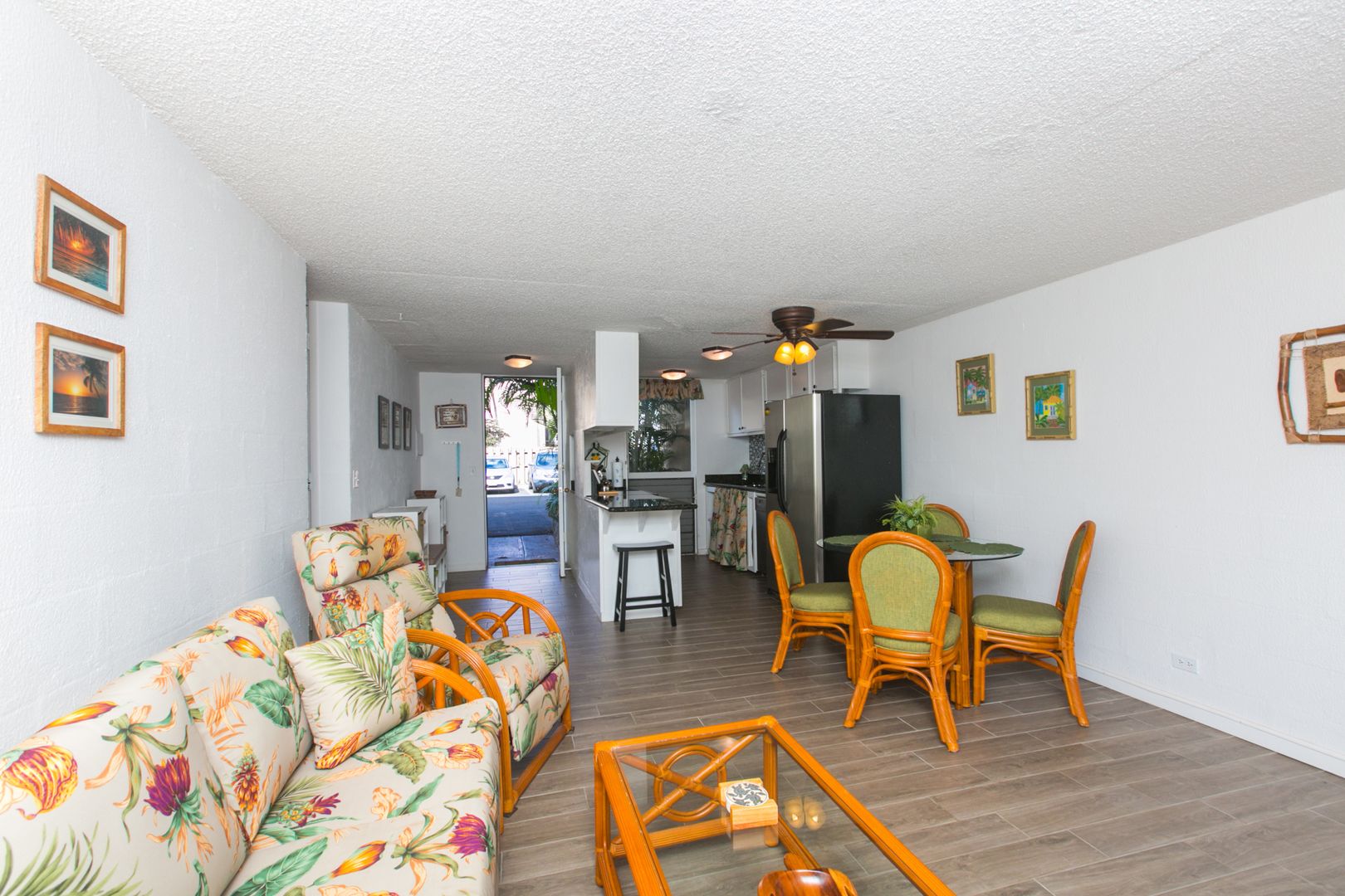 Waialua Condo: 68-090 Au Street