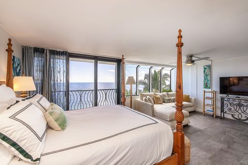 BEACHFRONT - Furnished