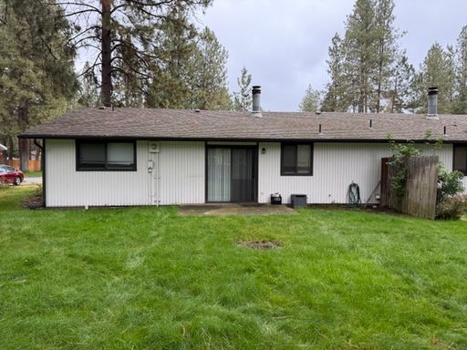 $1,450 / 2br - 854ft2 - Nice Valley 2 bedroom duplex in the desirable Sherwood Forest #1094 (Spokane Valley) – photo 1
