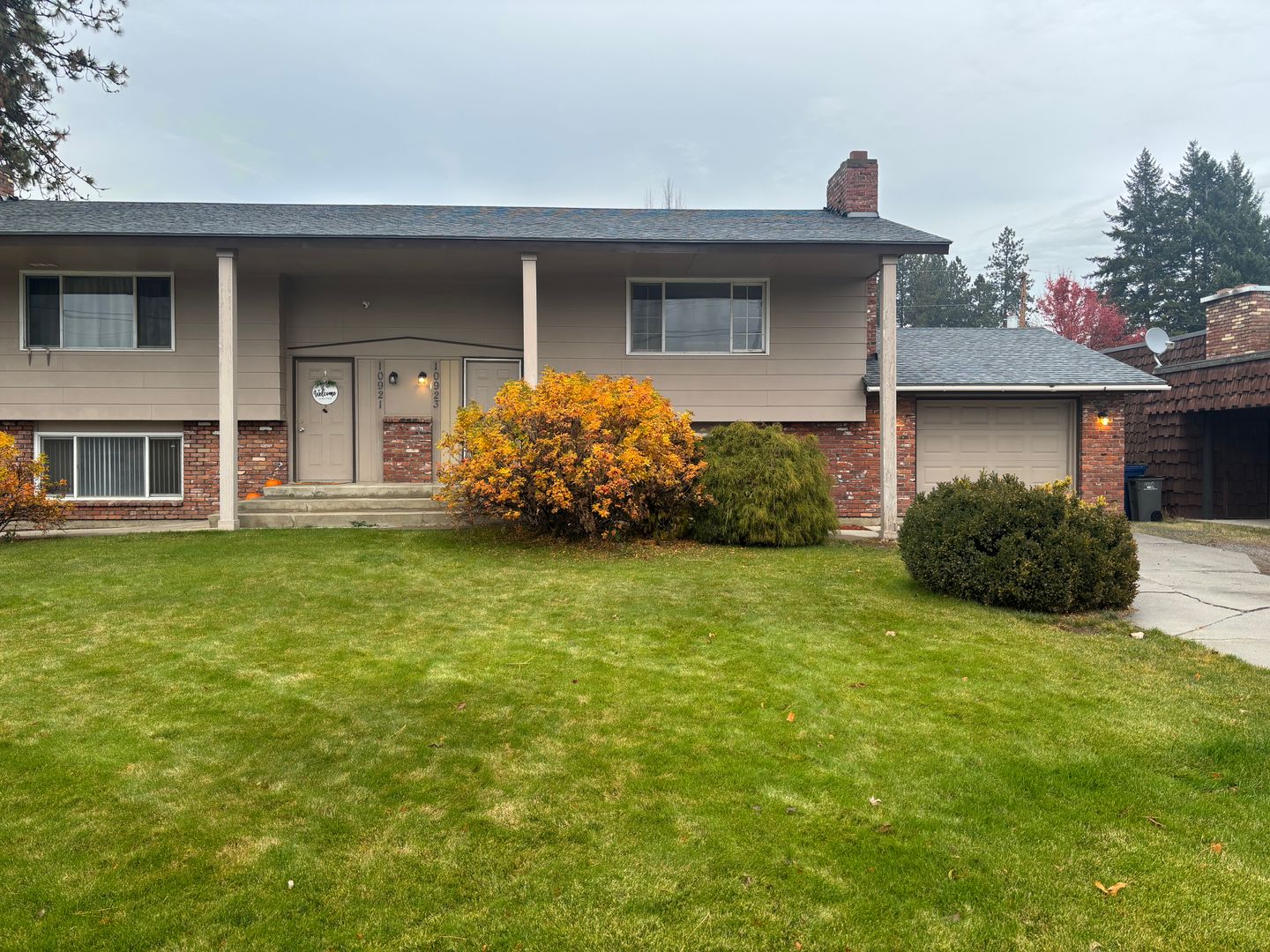 Spokane Valley Apartment: 10921-23 E. 32nd