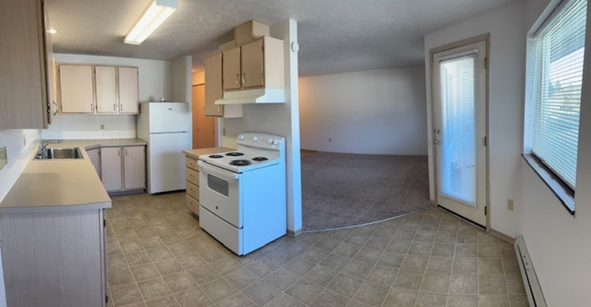 Spokane Valley Apartment: Fox Court Apartments