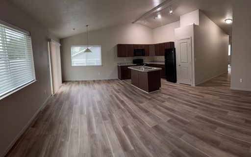 $2,095 / 3br - 1475ft2 - ► ► Beautiful & Spacious 3 Bd 2 Ba Duplex #1604 ◄◄ (Spokane Valley) – photo 1