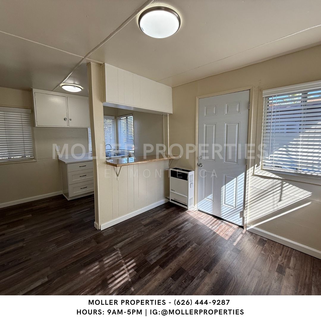 El Monte Apartment: 11900-11906 Magnolia St