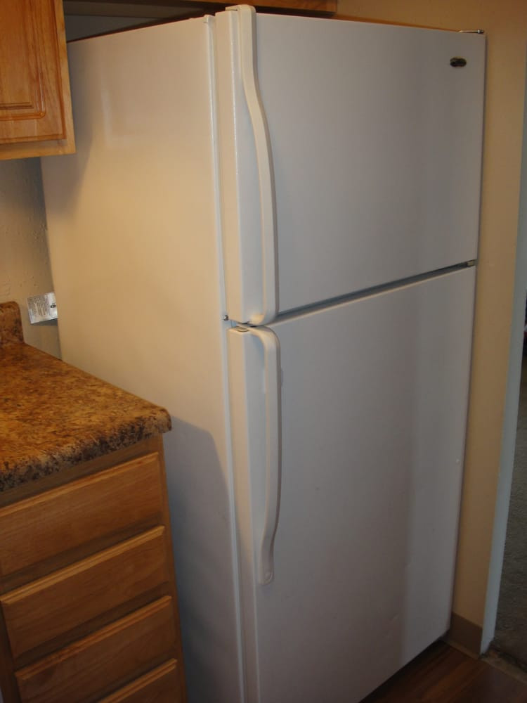 Washington Apartment: 920-970 E. Maiden Street
