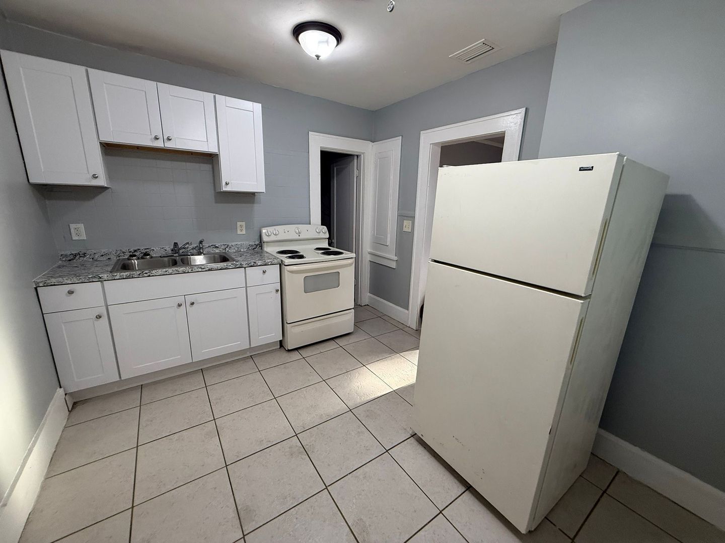 St Petersburg Apartment: 1316 12th St. S.