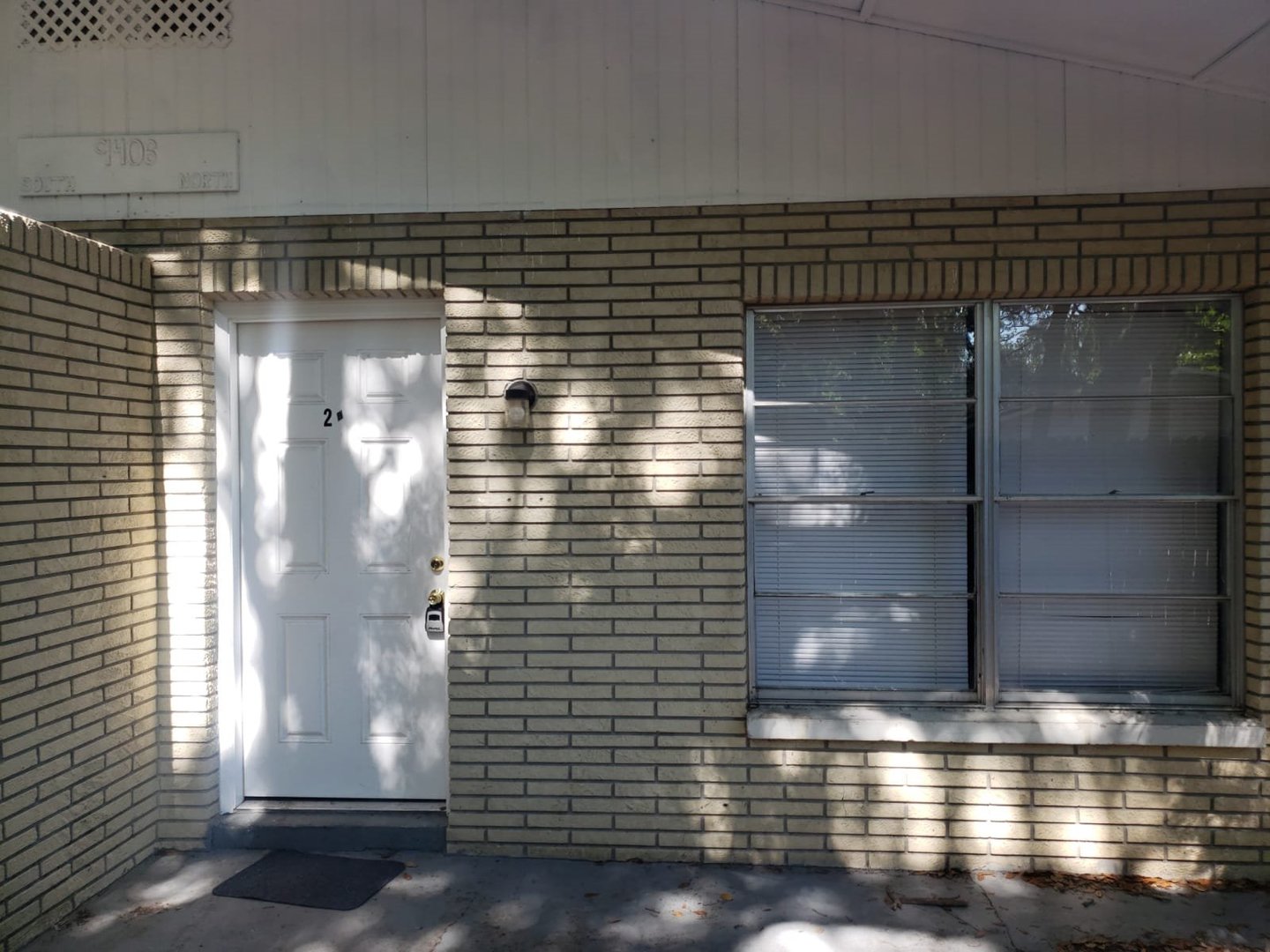 Tampa Apartment: 9406 N Mulberry